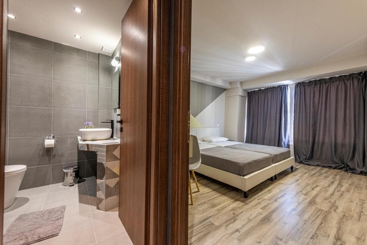 Athenian Boutique Apartments Bagian luar foto