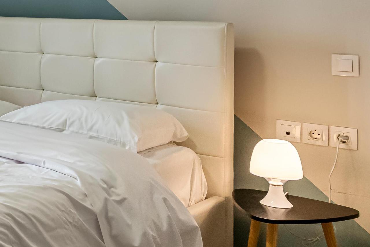 Athenian Boutique Apartments Bagian luar foto