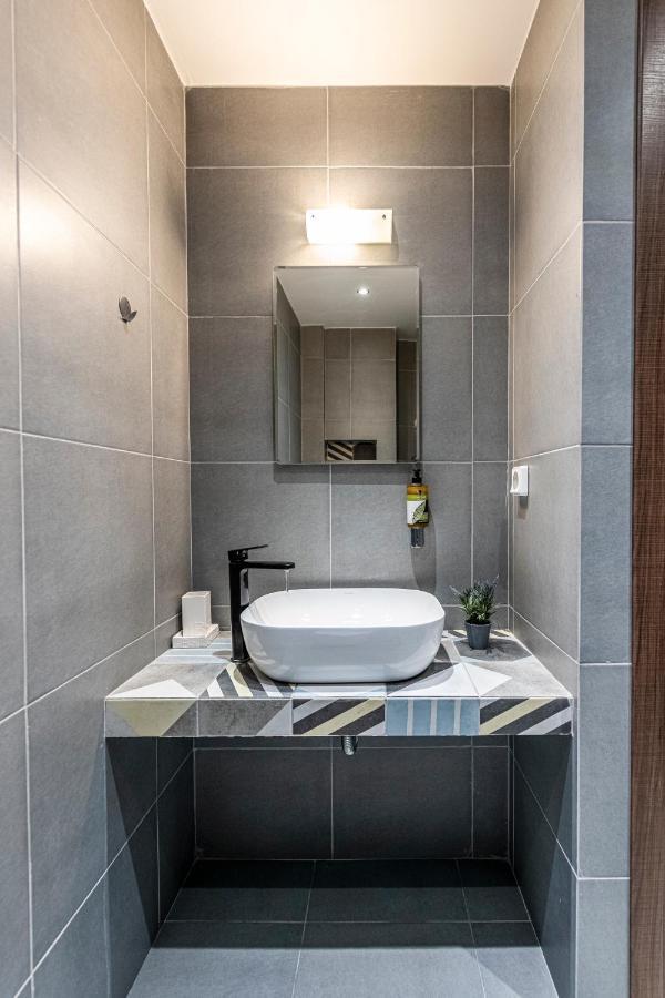 Athenian Boutique Apartments Bagian luar foto