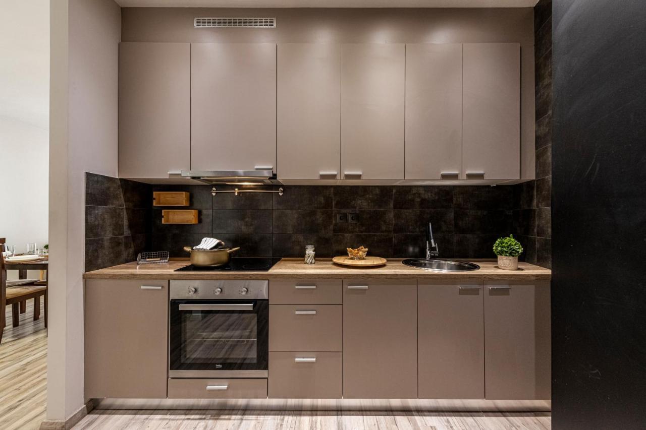 Athenian Boutique Apartments Bagian luar foto
