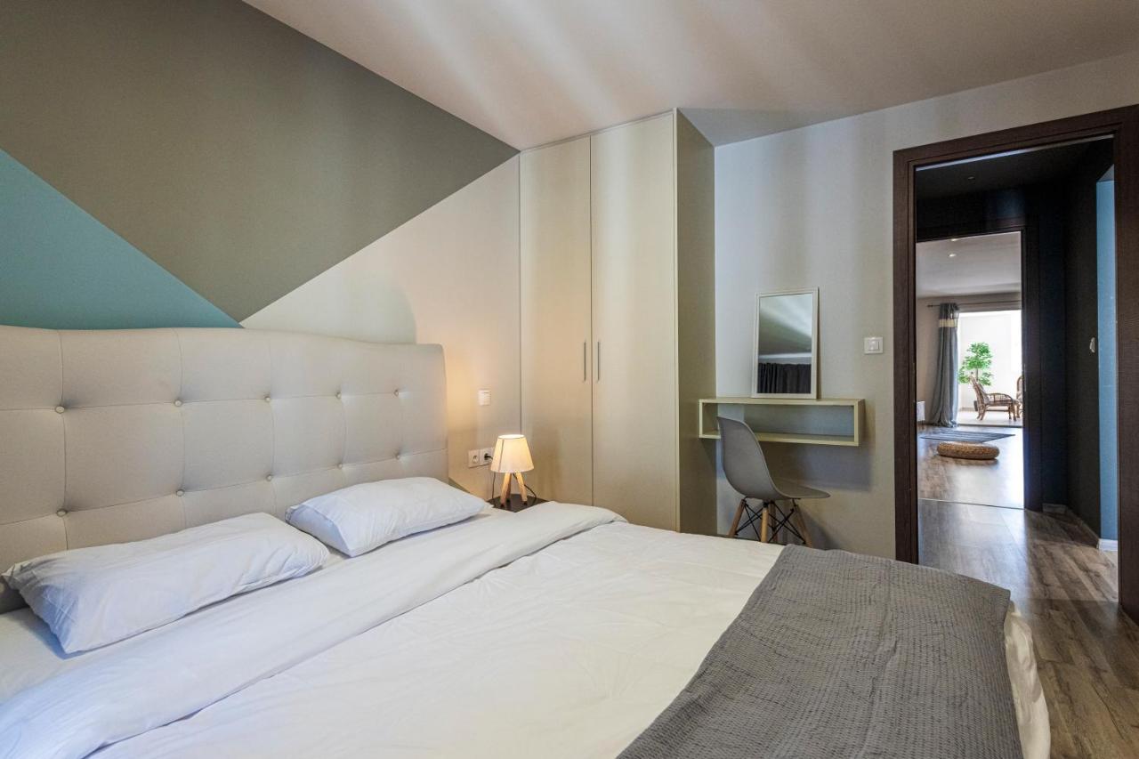 Athenian Boutique Apartments Bagian luar foto